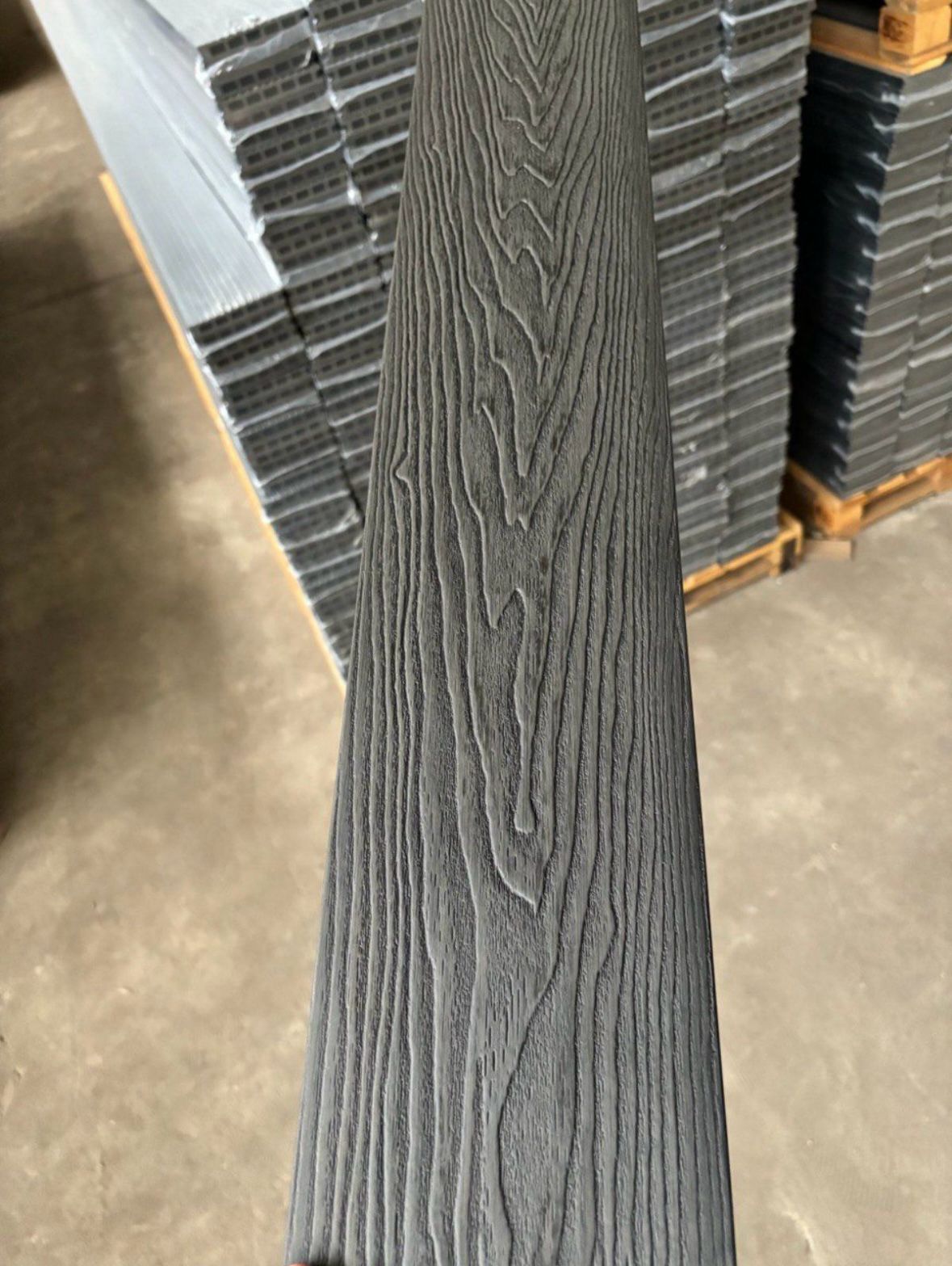 WPS-terrassendielen Vollprof Anthrazit 20x140x4000 mm pro 1 Laufmeter